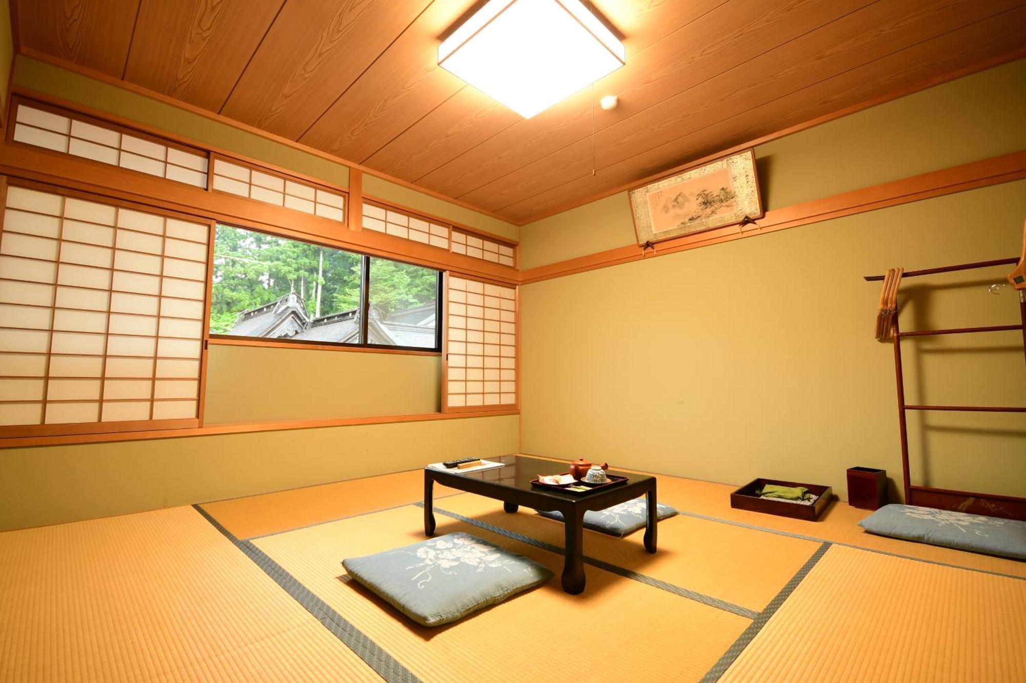 Hotel Koyasan Shukubo Fugenin Exterior foto