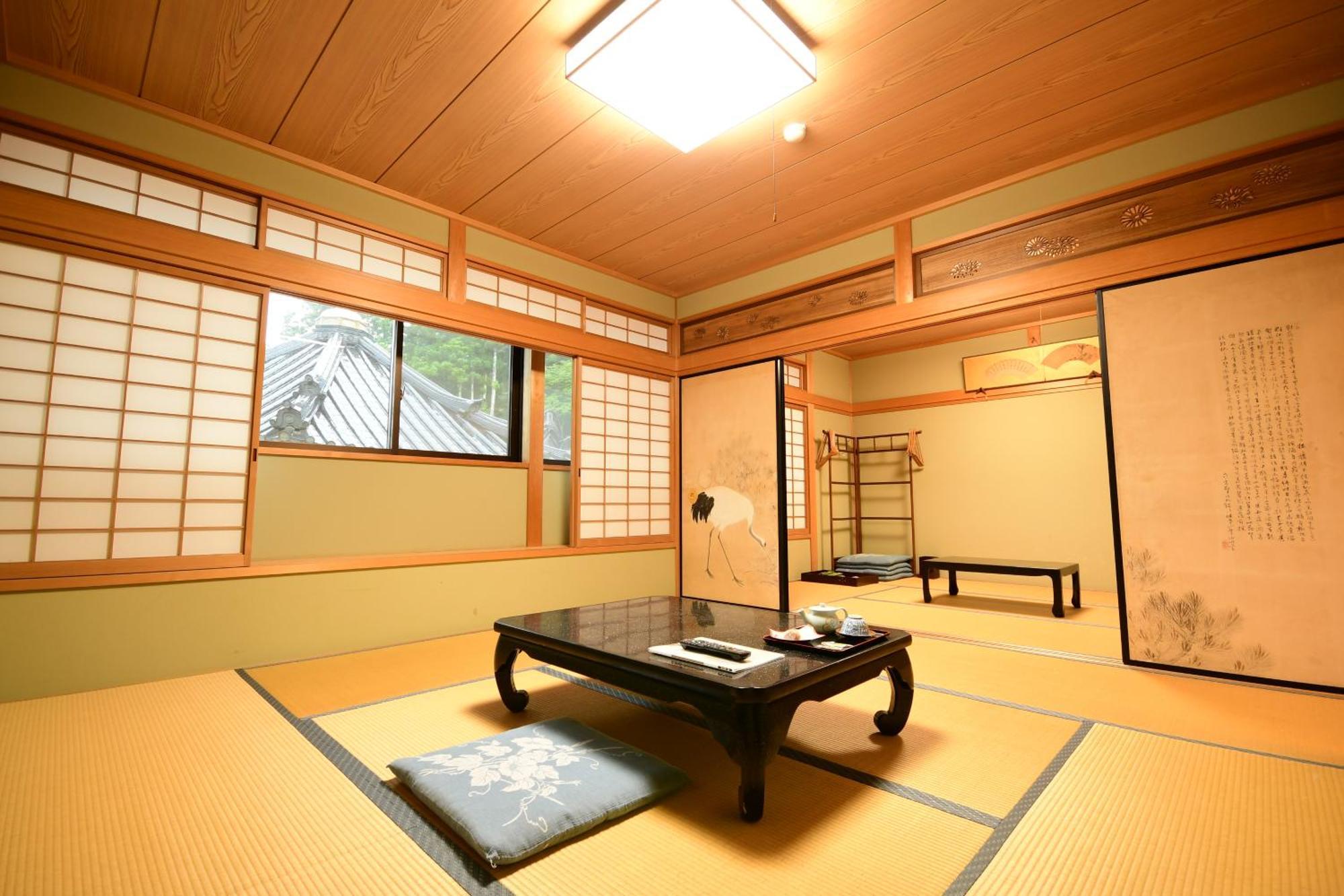 Hotel Koyasan Shukubo Fugenin Exterior foto